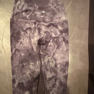 Lulu Lemon high rise align crop 21”